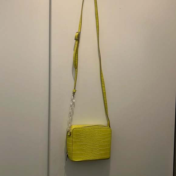WILD FABLE LIME GREEN CROSSBODY BAG - Picture 3 of 6